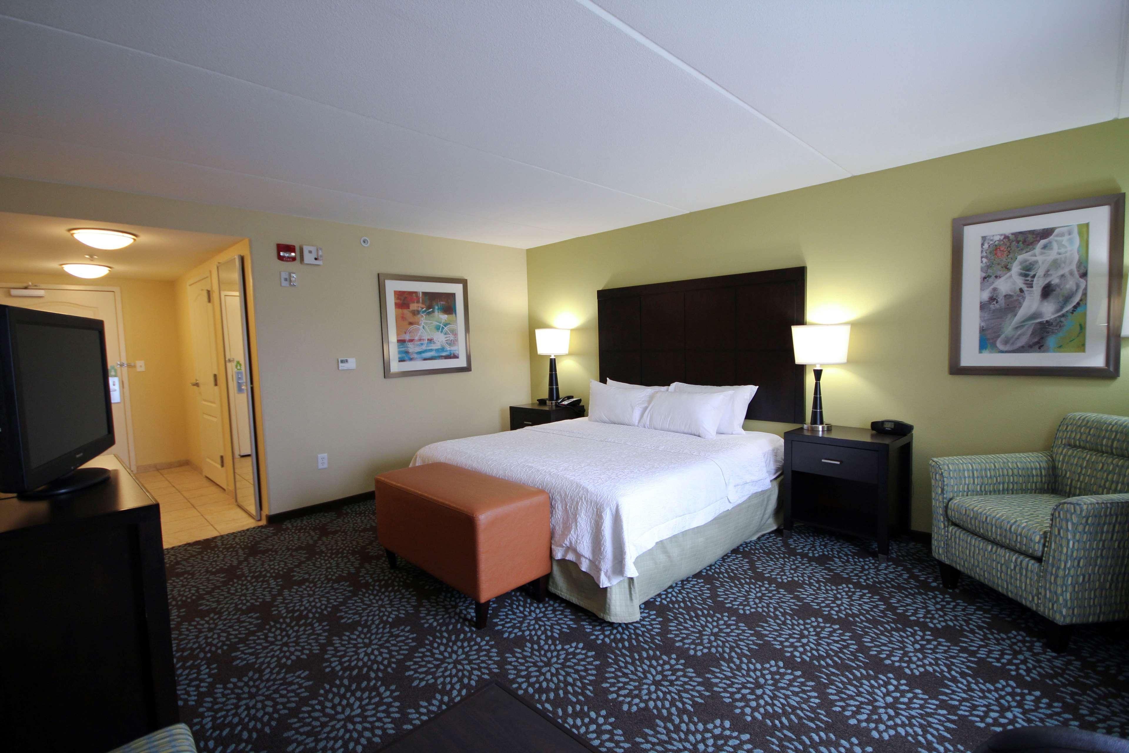 Hampton Inn & Suites Pensacola/Gulf Breeze Exterior photo
